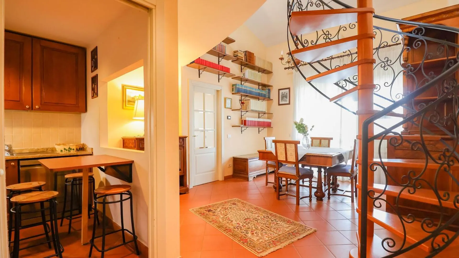 Prestige Apartment Near The Centre - With Balcony, Wi-Fi Pistoya 0*,  Italia